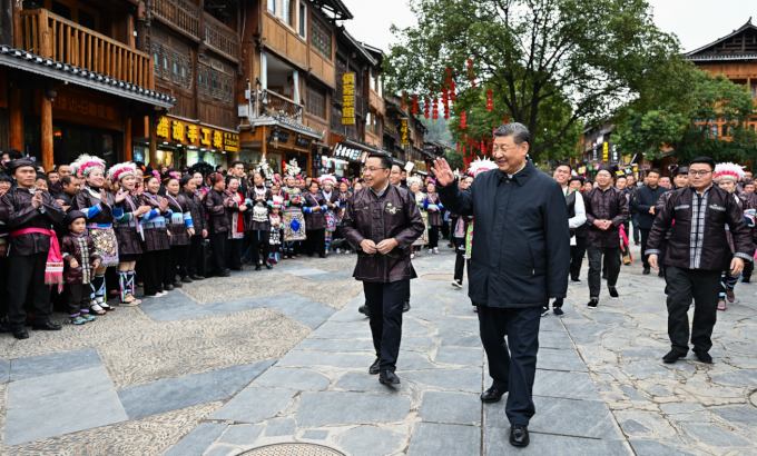习近平在贵州黔东南州考察调研