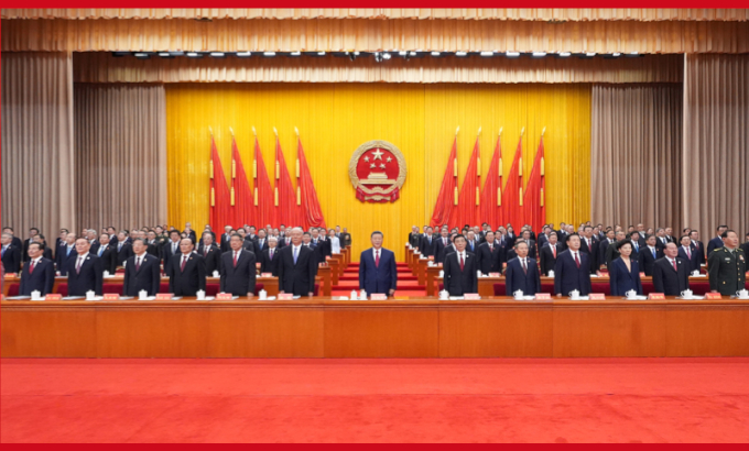 新疆维吾尔自治区成立70周年庆祝大会隆重举行 习近平出席大会