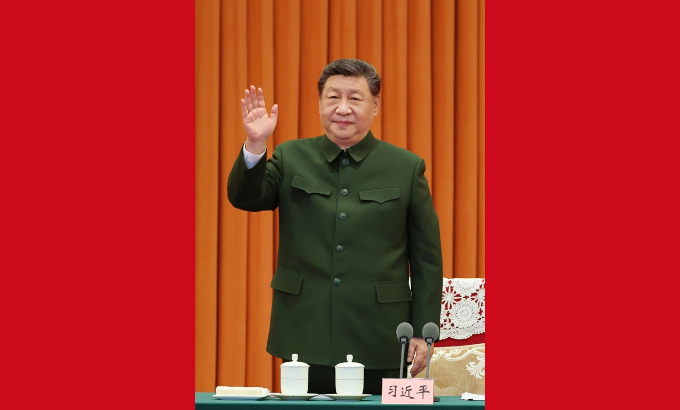 习近平春节前夕慰问部队