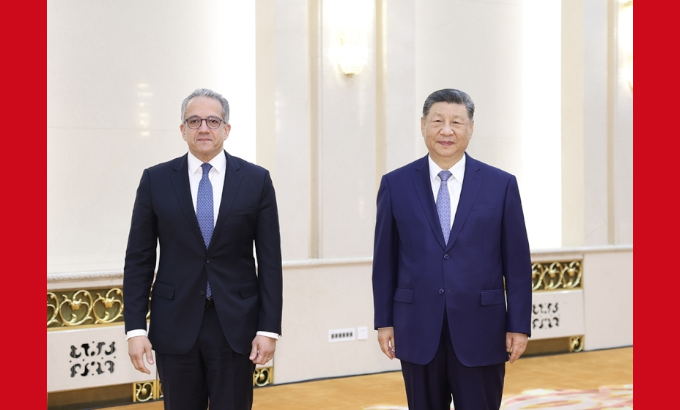 习近平会见联合国教科文组织总干事阿纳尼